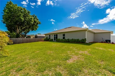 938 Clearmont Street Sebastian FL 32958