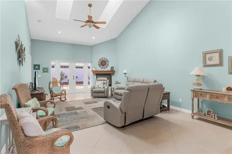 531 6th Street Vero Beach FL 32962