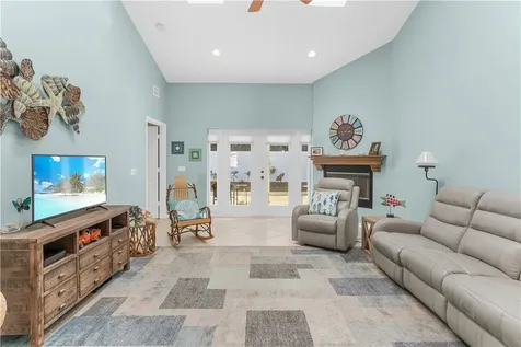 531 6th Street Vero Beach FL 32962