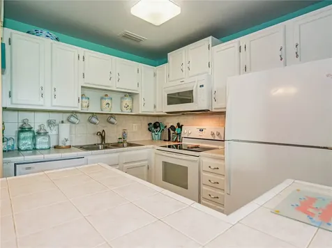 33 Pine Arbor Lane Vero Beach FL 32962