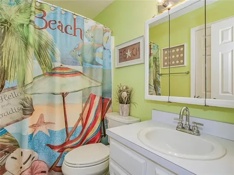 33 Pine Arbor Lane Vero Beach FL 32962