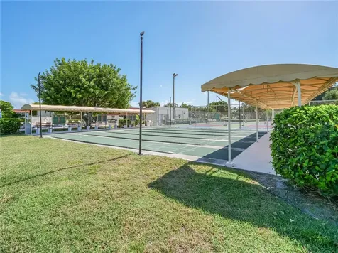 33 Pine Arbor Lane Vero Beach FL 32962