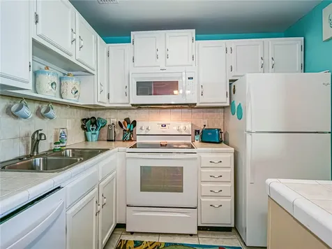 33 Pine Arbor Lane Vero Beach FL 32962