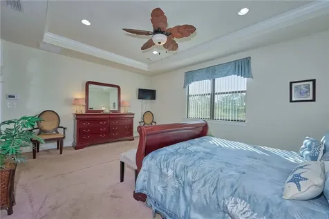5063 Pendelton Square Vero Beach FL 32967