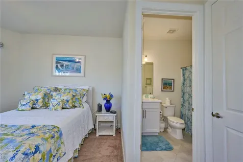 5063 Pendelton Square Vero Beach FL 32967