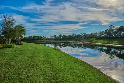 5063 Pendelton Square Vero Beach FL 32967