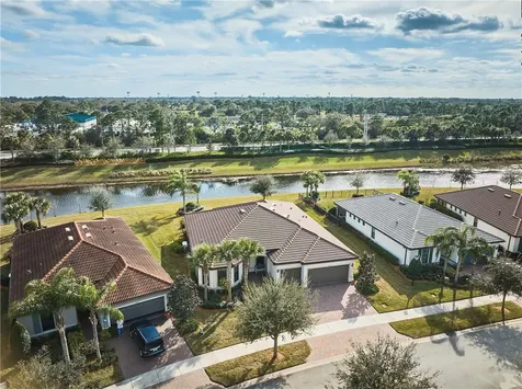 5063 Pendelton Square Vero Beach FL 32967