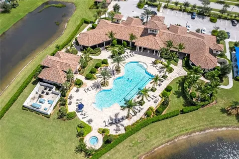 5063 Pendelton Square Vero Beach FL 32967