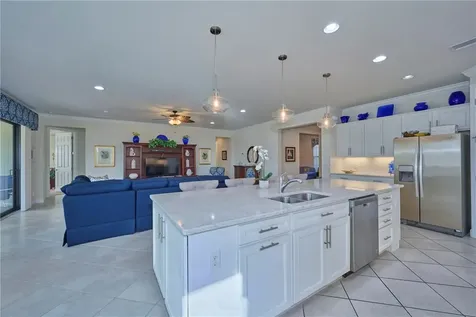 5063 Pendelton Square Vero Beach FL 32967