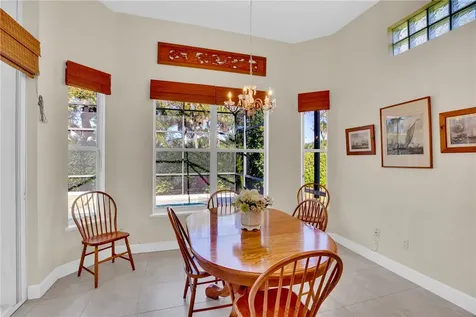1433 W Island Club Square Vero Beach FL 32963