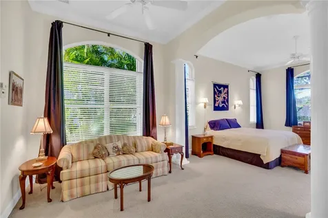 1433 W Island Club Square Vero Beach FL 32963