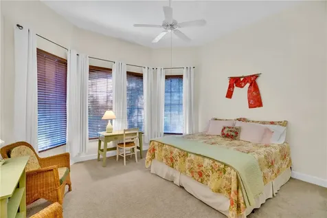 1433 W Island Club Square Vero Beach FL 32963