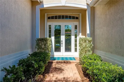 1433 W Island Club Square Vero Beach FL 32963
