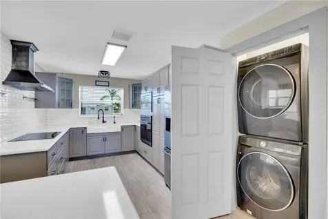 605 W Lake Jasmine Circle Vero Beach FL 32962