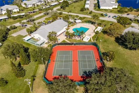 605 W Lake Jasmine Circle Vero Beach FL 32962
