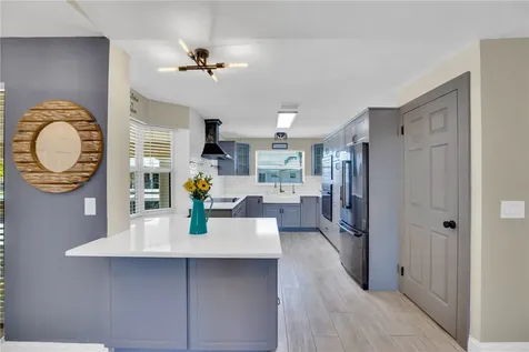 605 W Lake Jasmine Circle Vero Beach FL 32962