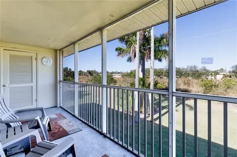 107 Spring Lake Court Vero Beach FL 32962
