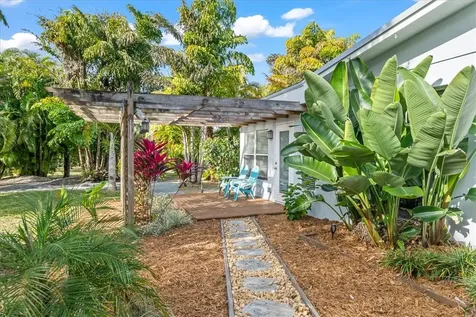 9670 Mockingbird Lane Sebastian FL 32976