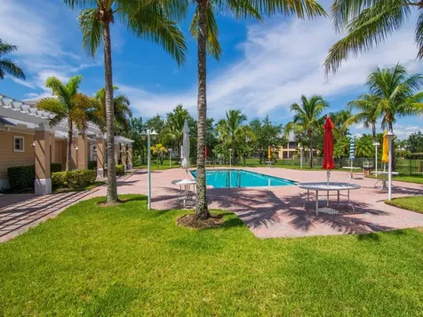 2030 Bridgepointe Circle Vero Beach FL 32967