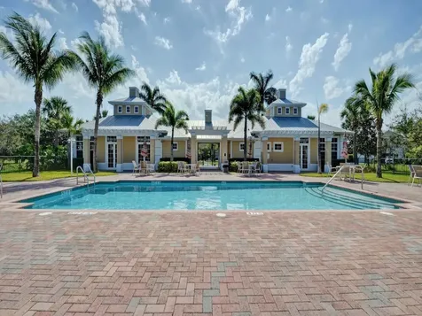 2030 Bridgepointe Circle Vero Beach FL 32967