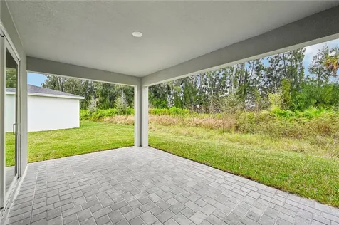 5629 Hampton Park Circle Vero Beach FL 32966