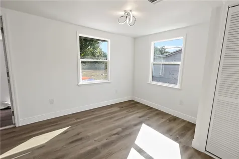 4280 29th Avenue Vero Beach FL 32967