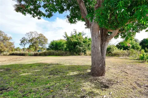 4280 29th Avenue Vero Beach FL 32967