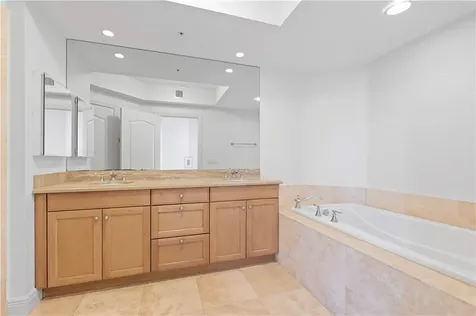 9025 Somerset Bay Lane Vero Beach FL 32963