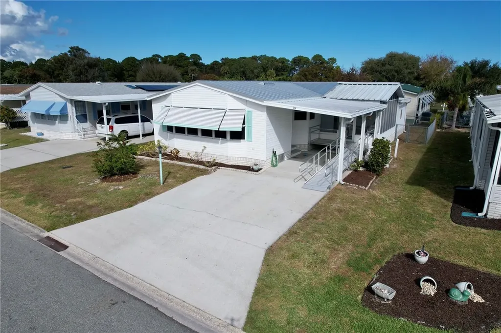 314 Kiwi Drive Barefoot Bay FL 32976