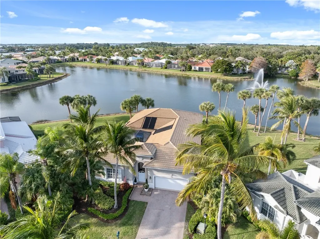 1344 Riverside Lane Vero Beach FL 32963