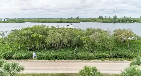 1344 Riverside Lane Vero Beach FL 32963