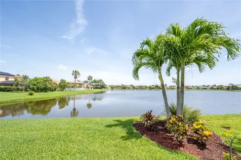 5200 Topaz Lane SW Vero Beach FL 32968