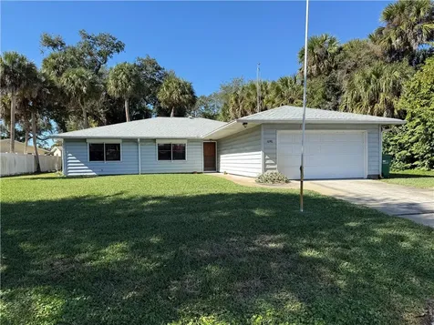 1090 George Street Sebastian FL 32958