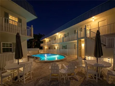 900 Jasmine Lane Vero Beach FL 32963