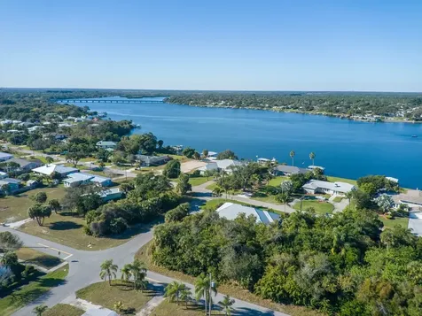 14425 78th Avenue Sebastian FL 32958