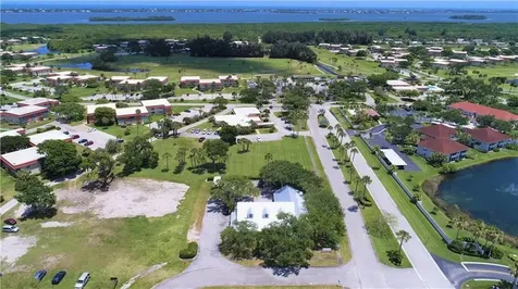 148 Vista Royale Square Vero Beach FL 32962