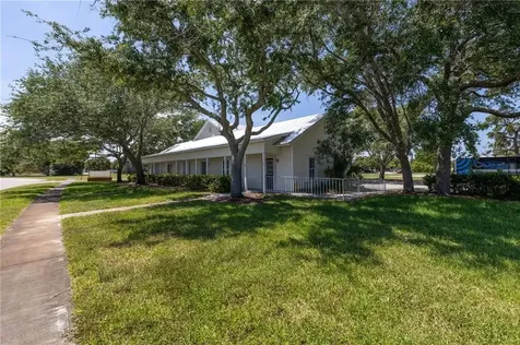 148 Vista Royale Square Vero Beach FL 32962