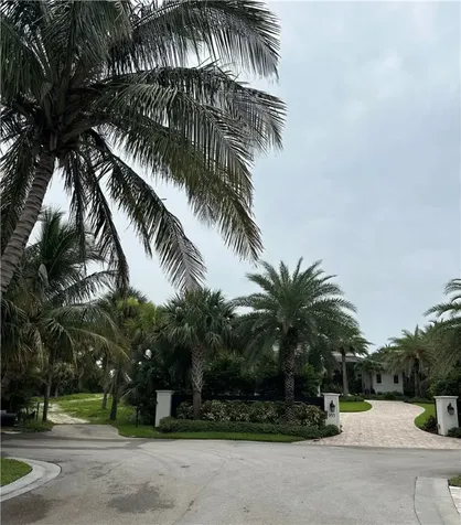 956 Surf Lane Vero Beach FL 32963