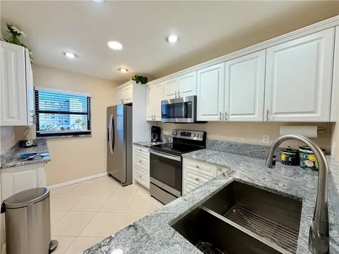 5155 N Highway A1a Highway Hutchinson Island FL 34949