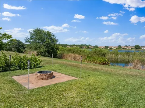 1786 Berkshire Circle SW Vero Beach FL 32968