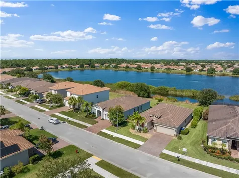 1786 Berkshire Circle SW Vero Beach FL 32968