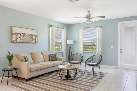 1786 Berkshire Circle SW Vero Beach FL 32968