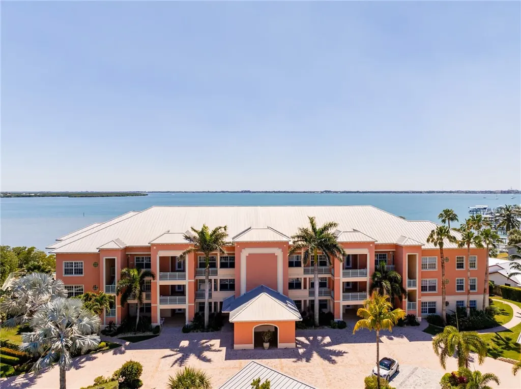 1701 Gulfstream Avenue Fort Pierce FL 34949