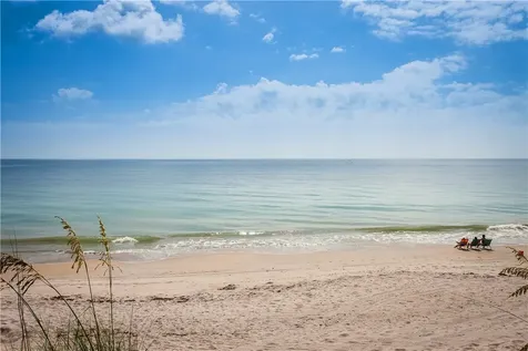 121 Palm Island Lane Vero Beach FL 32963