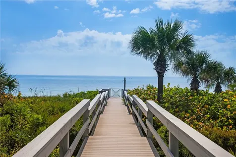 121 Palm Island Lane Vero Beach FL 32963