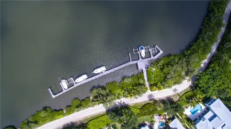 121 Palm Island Lane Vero Beach FL 32963