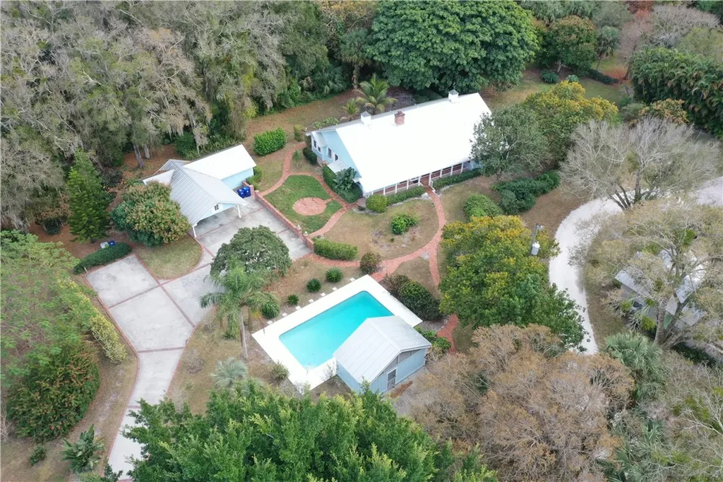 1120 49th Avenue Vero Beach FL 32966