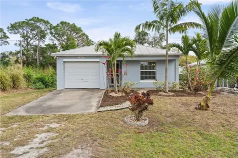 1430 26th Court SW Vero Beach FL 32962