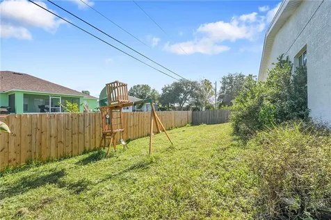 7856 101st Avenue Vero Beach FL 32967