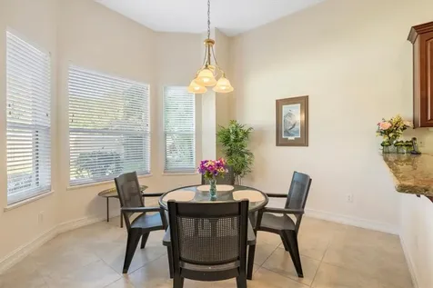 1029 Riverwind Circle Vero Beach FL 32967